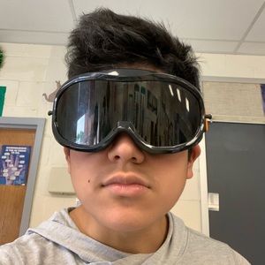 Meet your Posher, Hugo